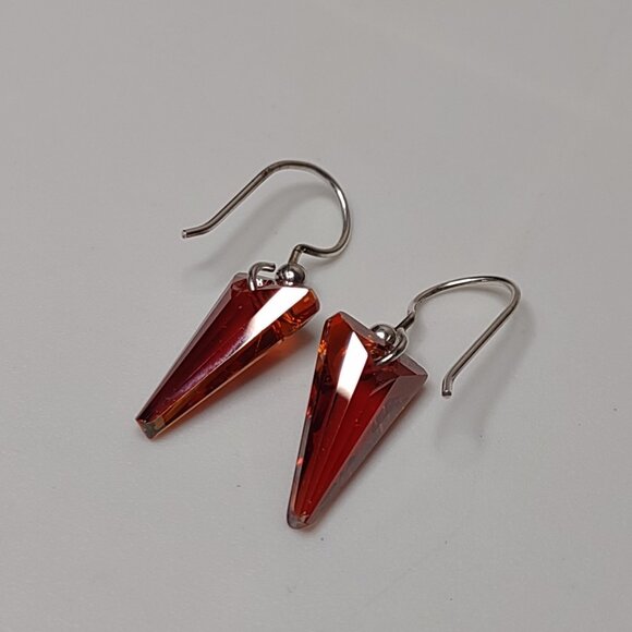 Very Pretty Sterling Silver And Red Glass Earrings - Picture 1 of 16